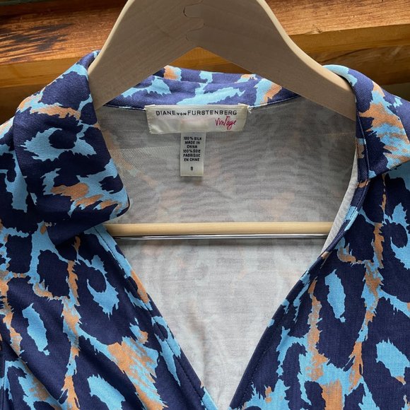 Diane von Furstenburg vintage leopard print silk wrap top - Picture 2 of 2